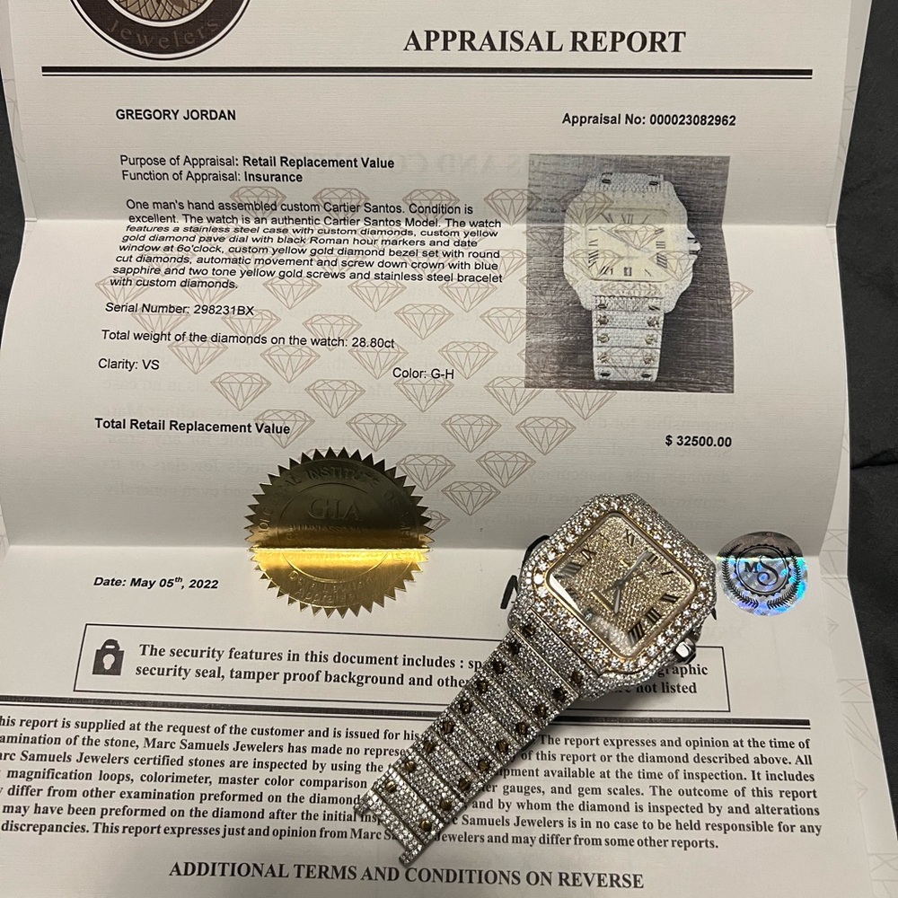 Male Cartier Santos Mint condition!